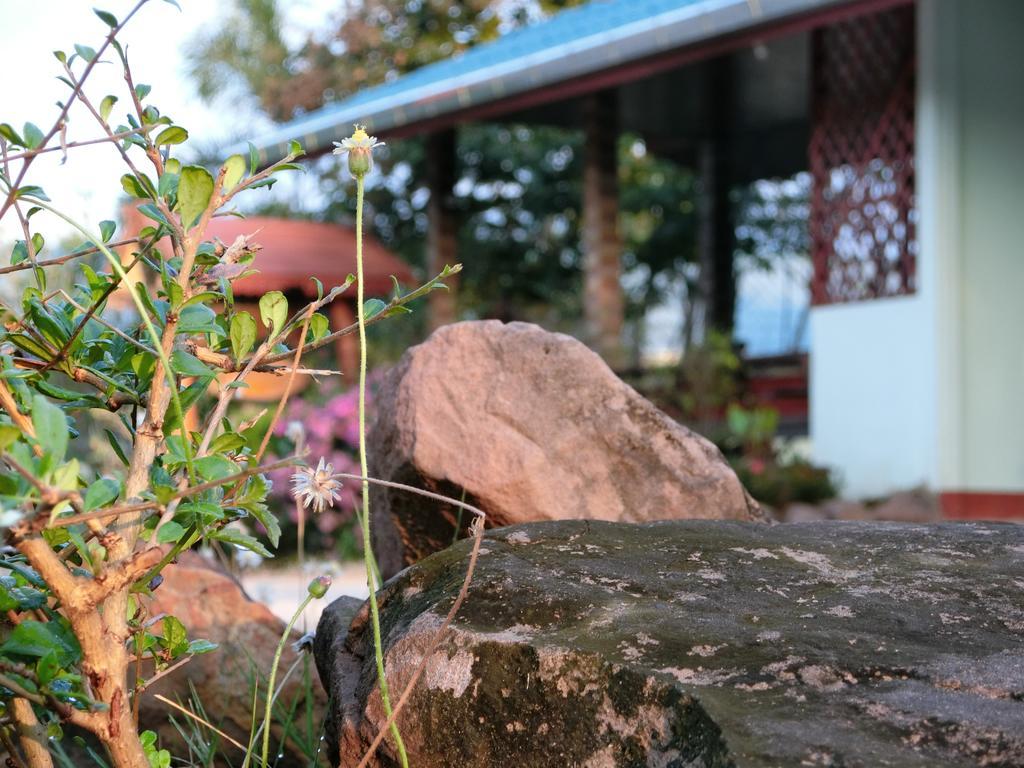 Eidi Homestay Nong Kung Si Exterior photo