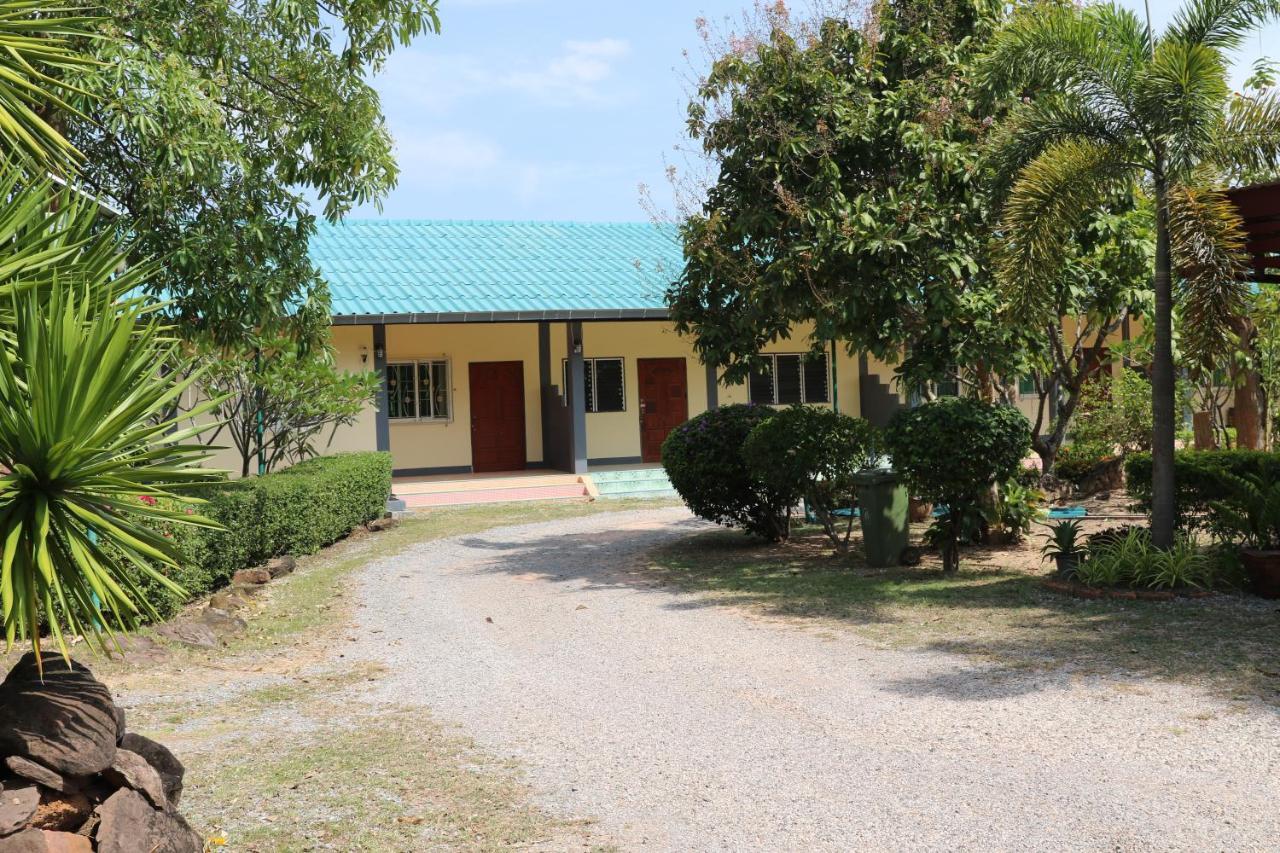 Eidi Homestay Nong Kung Si Exterior photo